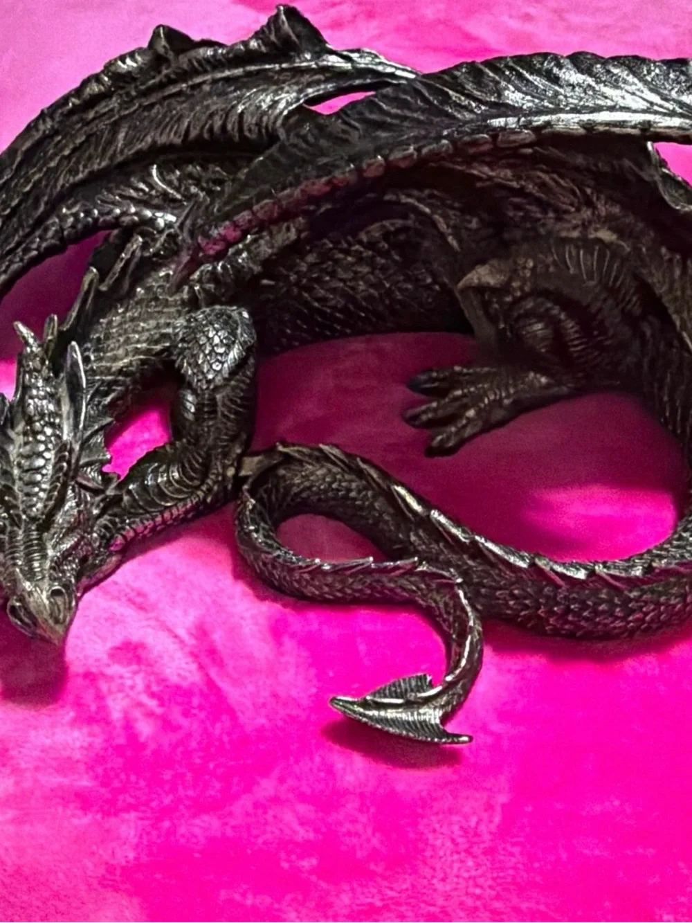 Large fantasy Dragon figurine statue decor 19-20 inches read full description